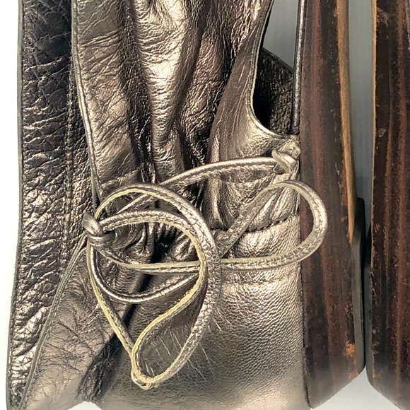 DOLCE VITA SLOUCHY THONG METALLIC LEATHER SANDAL - Picture 8 of 14